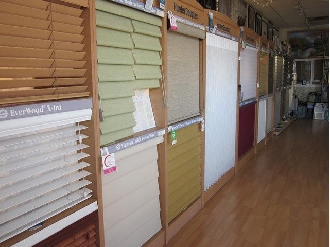 Hunter Douglas Dealer Image